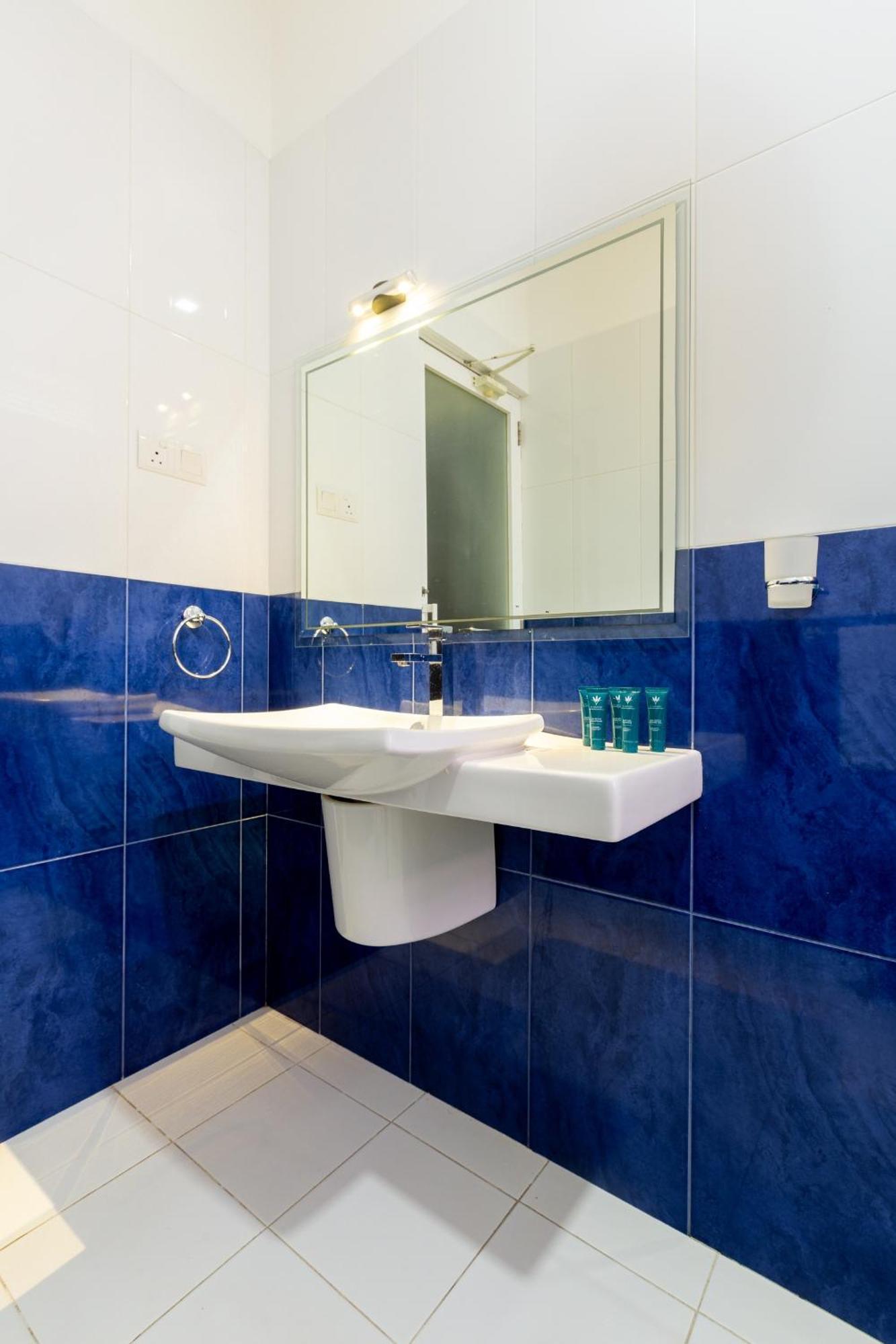 Royal Mount Hotel Dehiwala-Mount Lavinia Zimmer foto